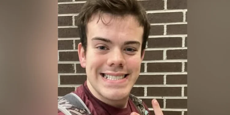 Fiul unei polițiste, atac armat într-un campus universitar