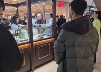 Piedone, la mall-urile din Craiova