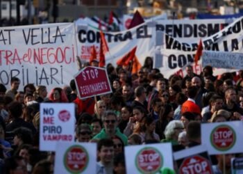 Criza severă a locuințelor a scos spaniolii în stradă