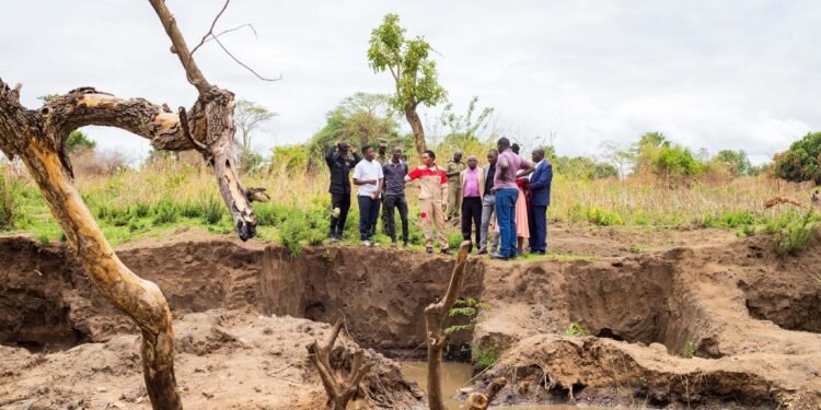 Tragedie pe râul Congo: Cel puțin 143 de morți după ce o barcă a luat foc