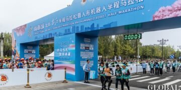 Premieră mondială: Tien Kung Ultra, primul robot umanoid care finalizează un semimaraton