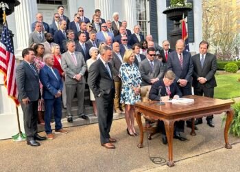 Prima reducere de impozite după 45 de ani