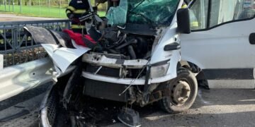 Trei răniți în urma unui accident rutier!