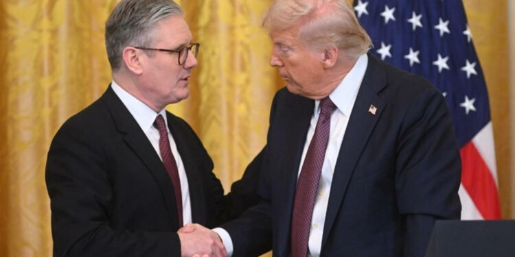 SUA elimină tarifele pentru oțel și aluminiu din Marea Britanie și reduce tariful auto la 10%