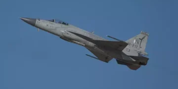 Pakistanul lansează atacuri cu artilerie asupra Indiei, iar tensiunile escaladează rapid în regiunea Kashmir