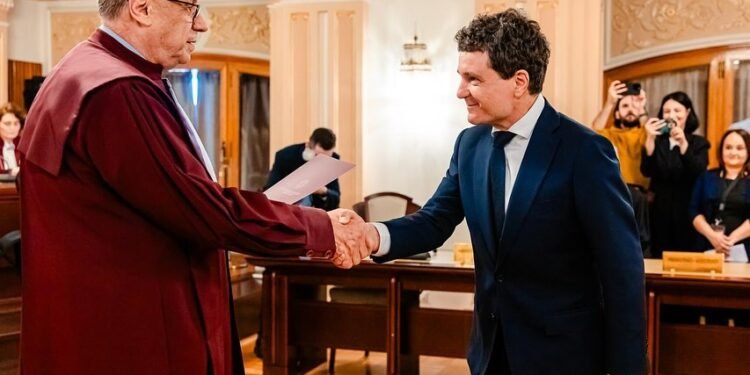 Nicușor Dan: Este nevoie să reflectăm la legea Curții Constituționale