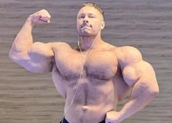 Tragedie în lumea culturismului: „Hulk-ul rus” Nikita Tkachuk a murit la 35 de ani din cauza folosirii syntholului