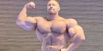 Tragedie în lumea culturismului: „Hulk-ul rus” Nikita Tkachuk a murit la 35 de ani din cauza folosirii syntholului