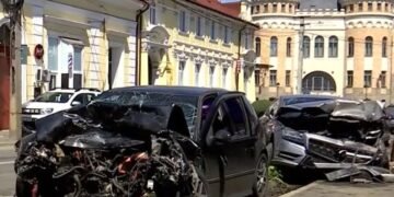 Și-a băgat prietenii în spital