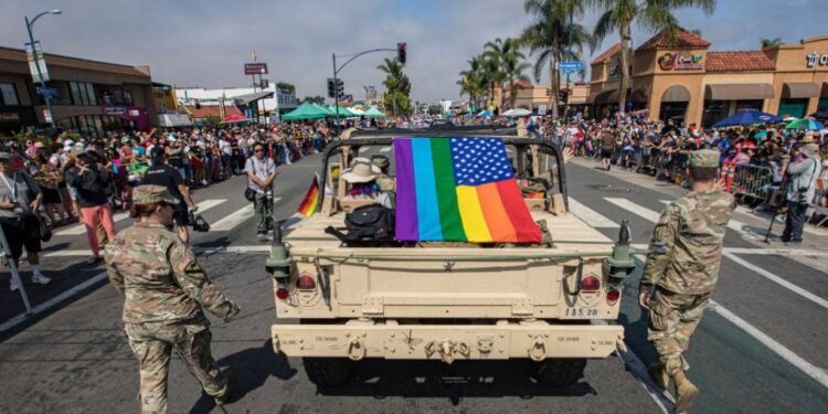 Secretarul Apărării al SUA, Pete Hegseth, renunță la politicile „Woke” în Armată