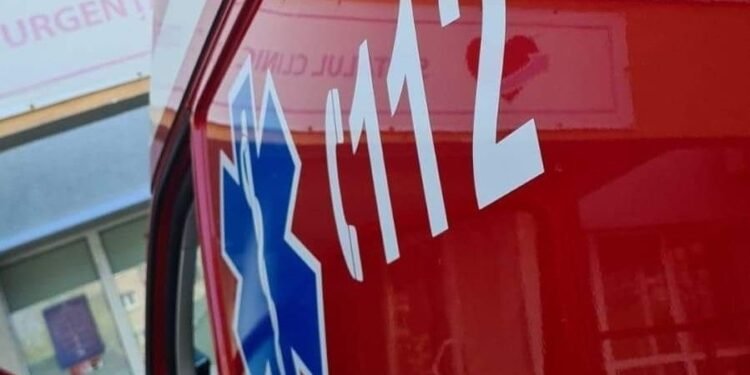 O fostă jurnalistă și fiica ei au căzut de la etajul 5