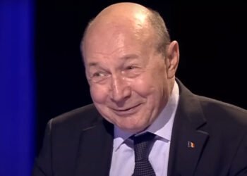 Băsescu îl învață pe ND să crească TVA la medicamente, alimente și locuințe