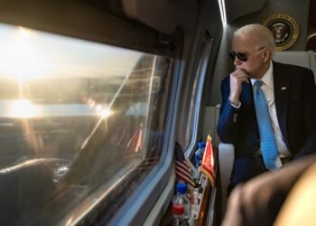 Biden critică vehement politica de pace a lui Trump