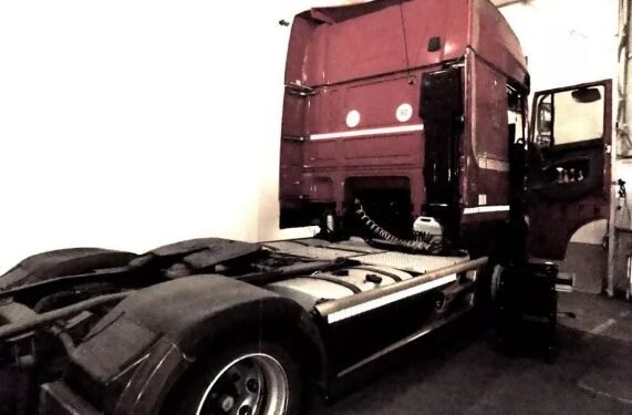 Doi gorjeni au murit în timp de reparau un camion