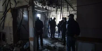 Tragedie în Gaza: Nouă dintre copiii unui medic, uciși într-un atac aerian israelian