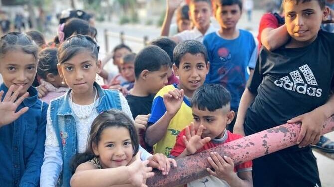 Organizațiile de caritate nu mai au mâncare pentru Gaza. Doar apă!