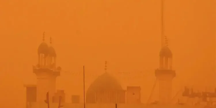 O furtună de nisip a luat 13 vieți