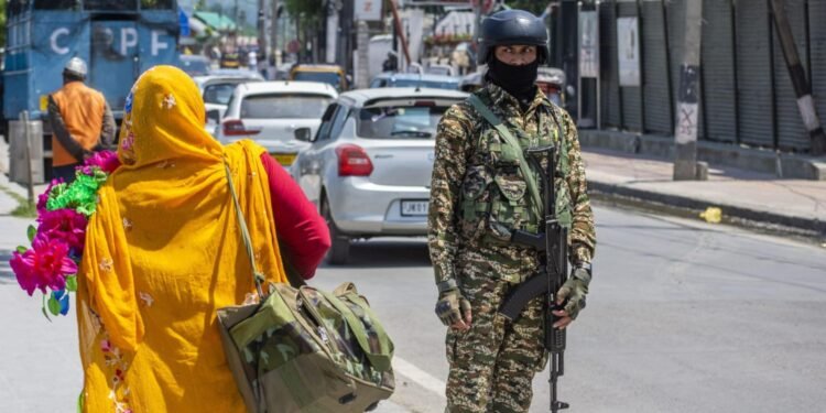 De ce este Kashmirul un punct fierbinte între India și Pakistan?