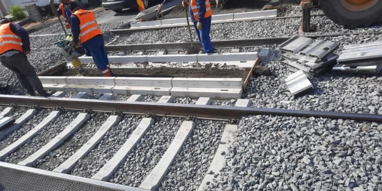 Cale ferată din Oltenia, refăcută cu două miliarde de lei