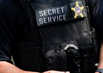 Scandal în fața reședinței lui Barack Obama: Doi agenți ai Serviciului Secret, suspendați după o ceartă