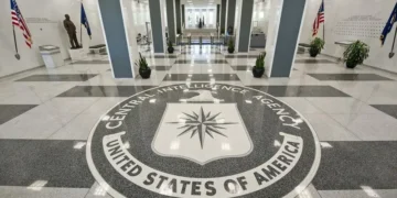 Restructurări masive la CIA: 1.200 de posturi vor fi eliminate