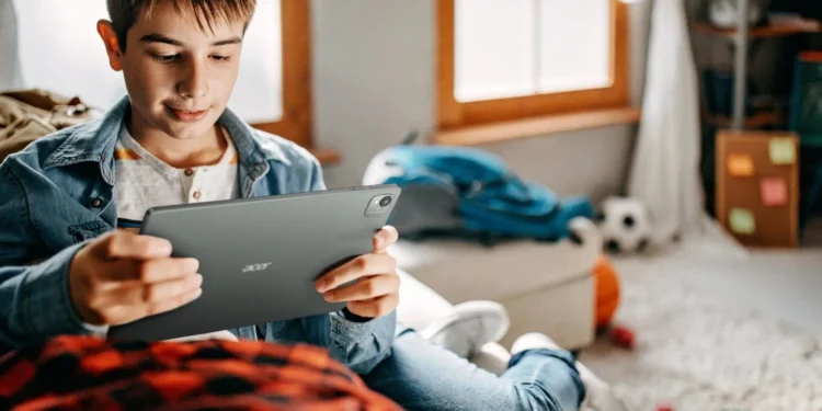 Acer lansează tablete concepute pentru studenți, utilizatori casnici și consumatori cu bugete limitate