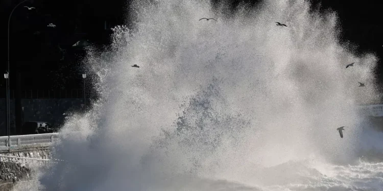 Cutremur devastator în Strâmtoarea Drake, risc de tzunami