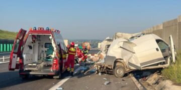 Trafic blocat pe Drumul Expres 12, un bărbat a murit