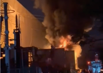 Incendiu în curtea termocentralei, la un transformator electric