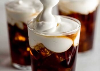 Spumă de cafea cu cremă de brânză