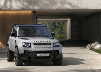Defender Sport, primul SUV electric de la Land Rover