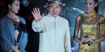 Jackie Chan, adevăr emoționant despre mama sa: „N-a văzut niciunul dintre filmele mele până la capăt”