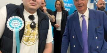 Nigel Farage și Reform UK, favoriți să câștige alegerile generale cu o majoritate istorică