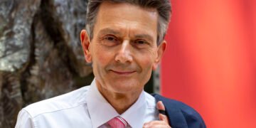 Peste 100 de figuri din SPD cer pace cu Rusia și o schimbare radicală a politicii de apărare a Germaniei