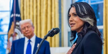 Scandal în culisele Casei Albe: Trump și Tulsi Gabbard în conflict deschis pe tema Iranului și riscului nuclear