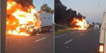Incendiu după ce o mașină a fost lovită de camion