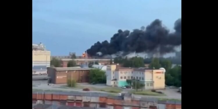 Uzina VNIIR din Rusia, lovită de drone ucrainene: Producția a fost suspendată temporar