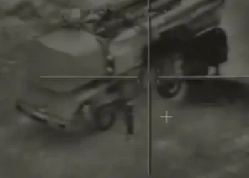 Drone kamikaze Mossad lovesc în inima Iranului: imagini spectaculoase cu distrugerea apărării aeriene a Teheranului