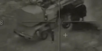 Drone kamikaze Mossad lovesc în inima Iranului: imagini spectaculoase cu distrugerea apărării aeriene a Teheranului