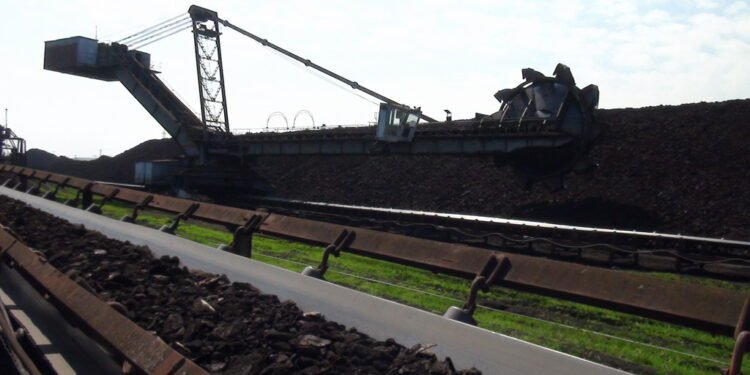 Miner din CE Oltenia, ajuns de urgență la spital