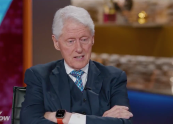 Bill Clinton: „Netanyahu vrea de mult să lupte cu Iranul pentru a rămâne la putere”