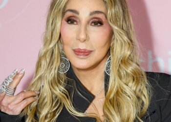 Fiul lui Cher, spitalizat de urgență în California din cauza unei supradoze