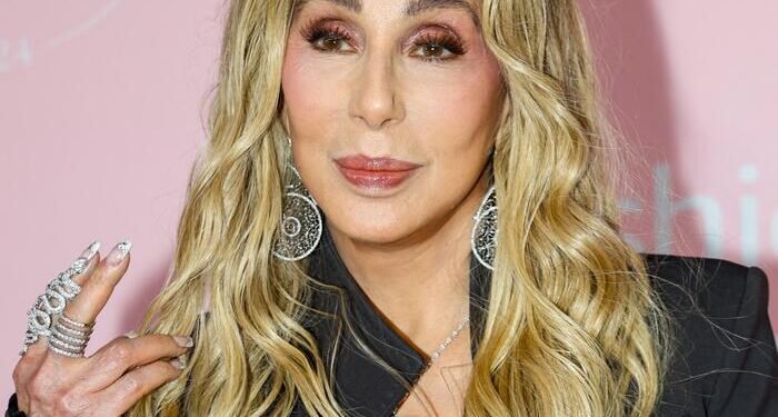 Fiul lui Cher, spitalizat de urgență în California din cauza unei supradoze