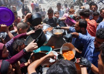 UE acuză Israelul de încălcări ale drepturilor omului în Gaza. Bruxellesul analizează suspendarea pactului de asociere!