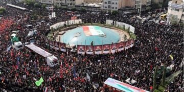 Funeralii naționale la Teheran pentru comandanții militari și oamenii de știință uciși de bombardamentele israeliene