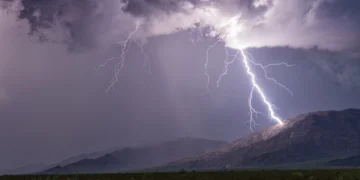 Trei alpiniști au murit loviți de trăsnet