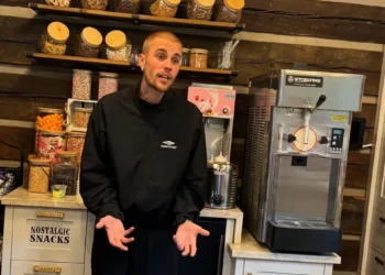 Justin Bieber ar putea fi plasat sub tutelă de către soția sa, Hailey