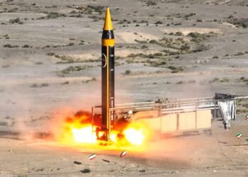 Israelul anunță distrugerea unui lansator de rachete balistice iraniene Emad în interiorul Iranului