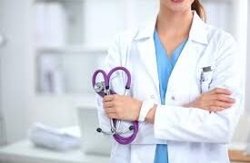 Medici de familie reținuți pentru deconturi fictive de aproape un milion de lei!