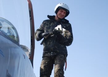 Un pilot ucrainean a murit eroic la manșa unui F-16